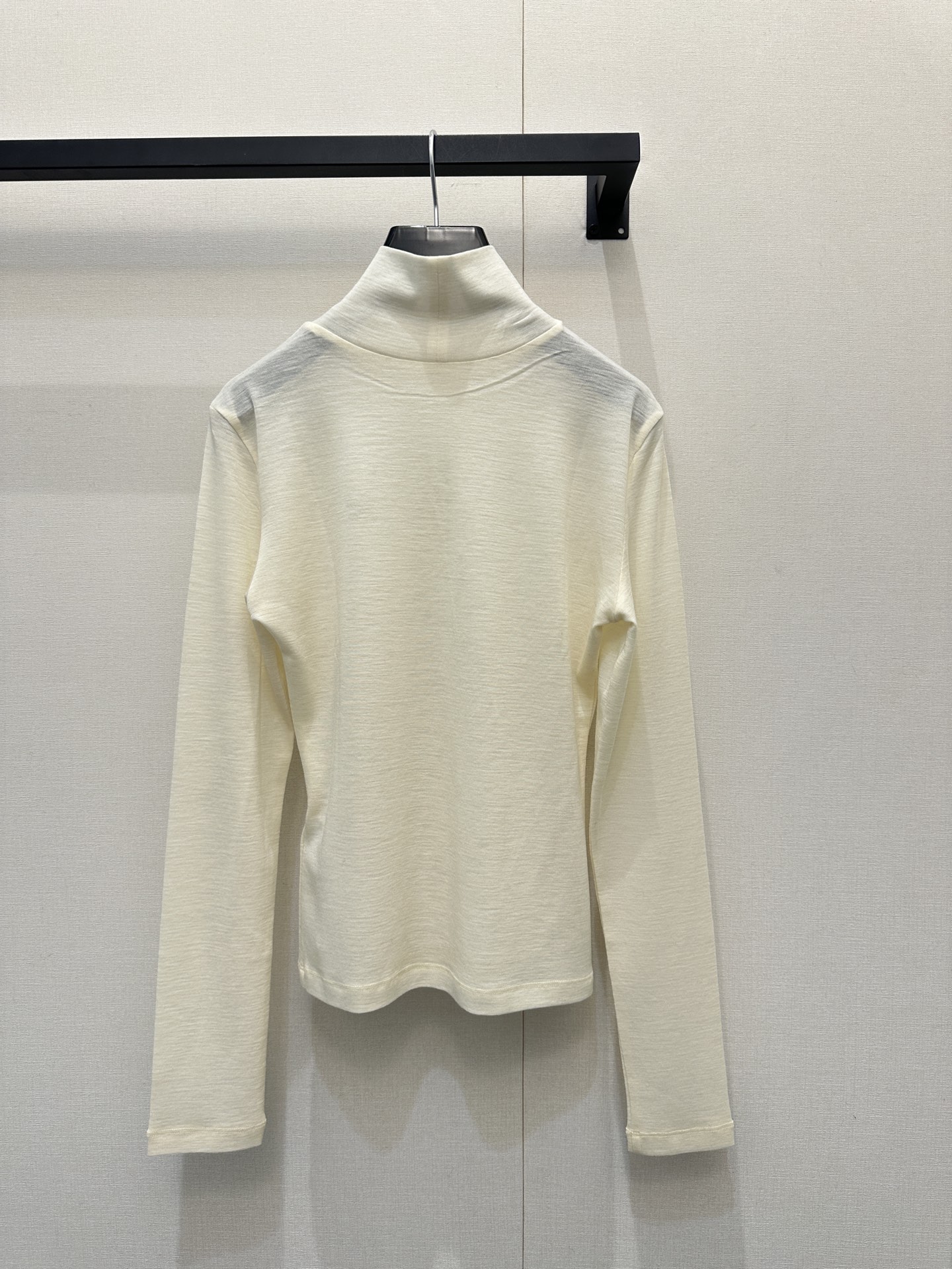 셀린느(CELINE) 트리오페 터틀넥 하이넥 목 폴라 니트 의류