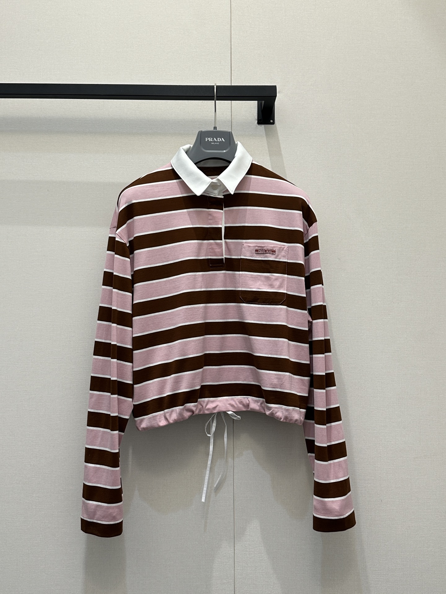 프라다(PRADA) 스트라이프 폴로 집업 긴팔 티셔츠 의류