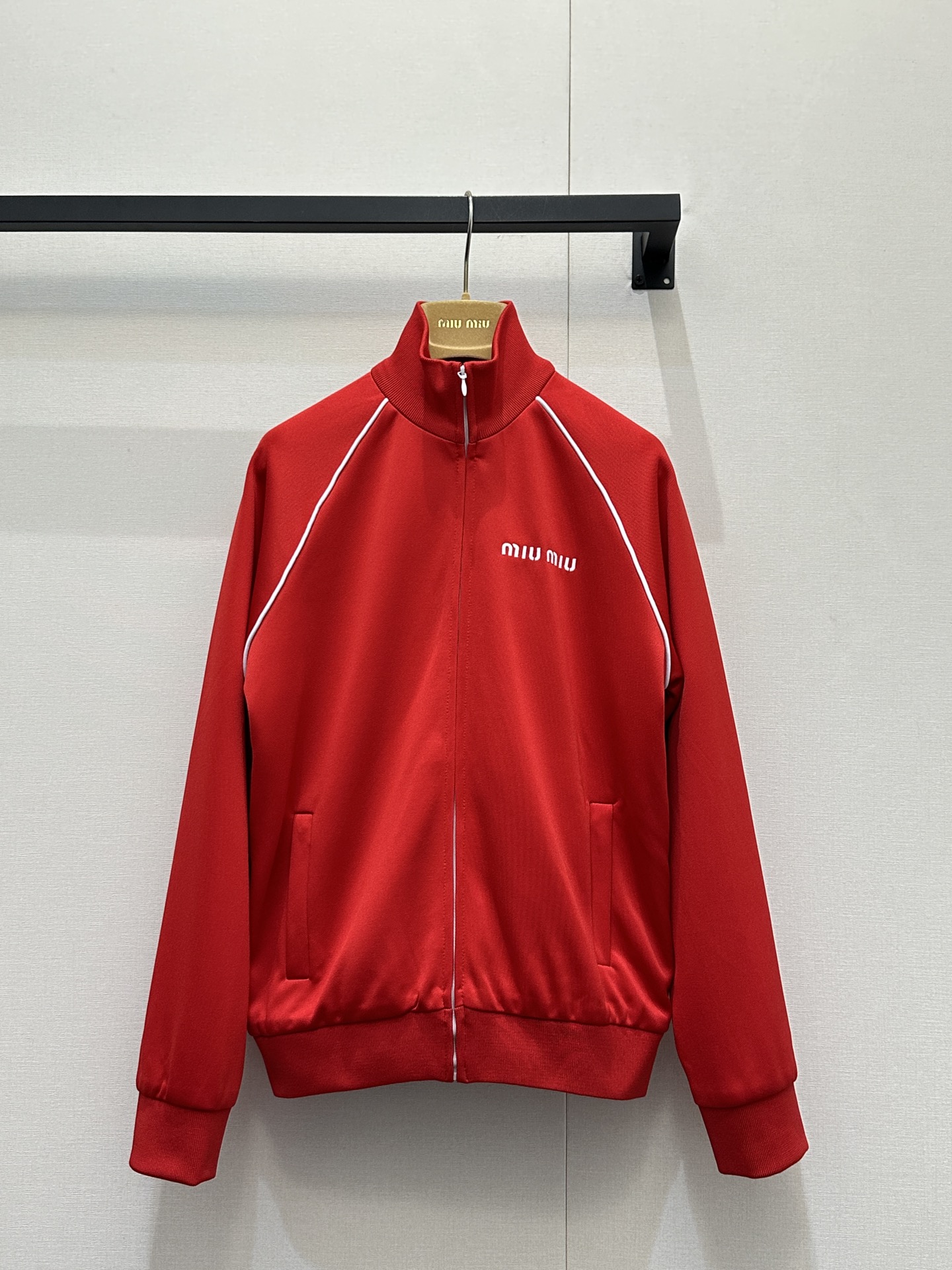 미우미우(miumiu) 스트라이프 니트 셋업 자켓 재킷 + 팬츠 바지 세트 의류