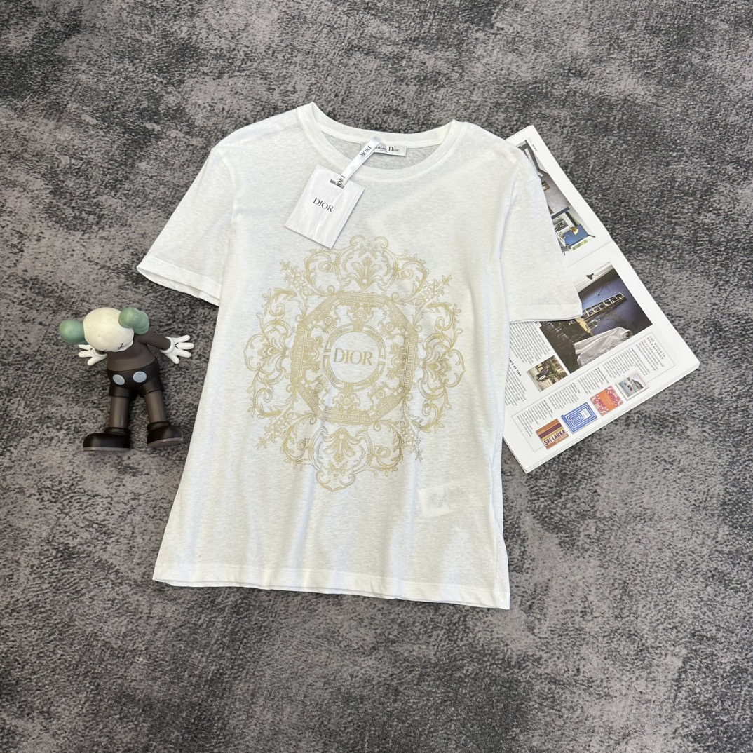 디올(Dior) 프리미엄 로고 반팔 티셔츠 의류