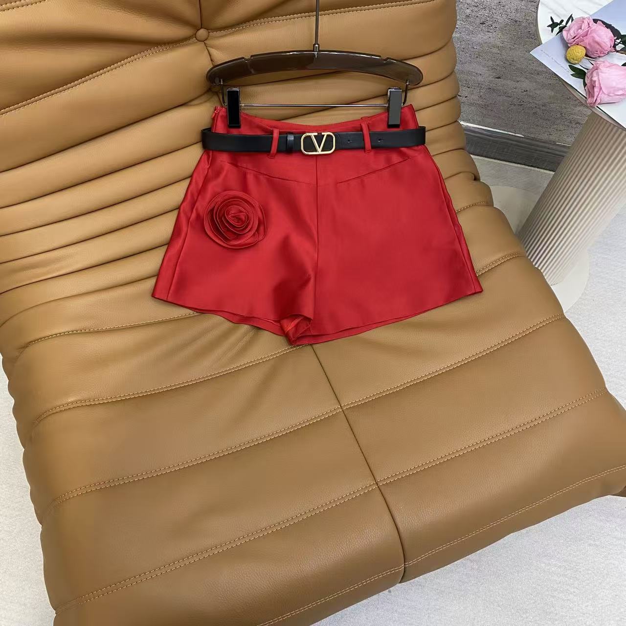 발렌티노(Valentino) 실크 울 블렌드 플라워 벨트 숏 팬츠 바지 의류