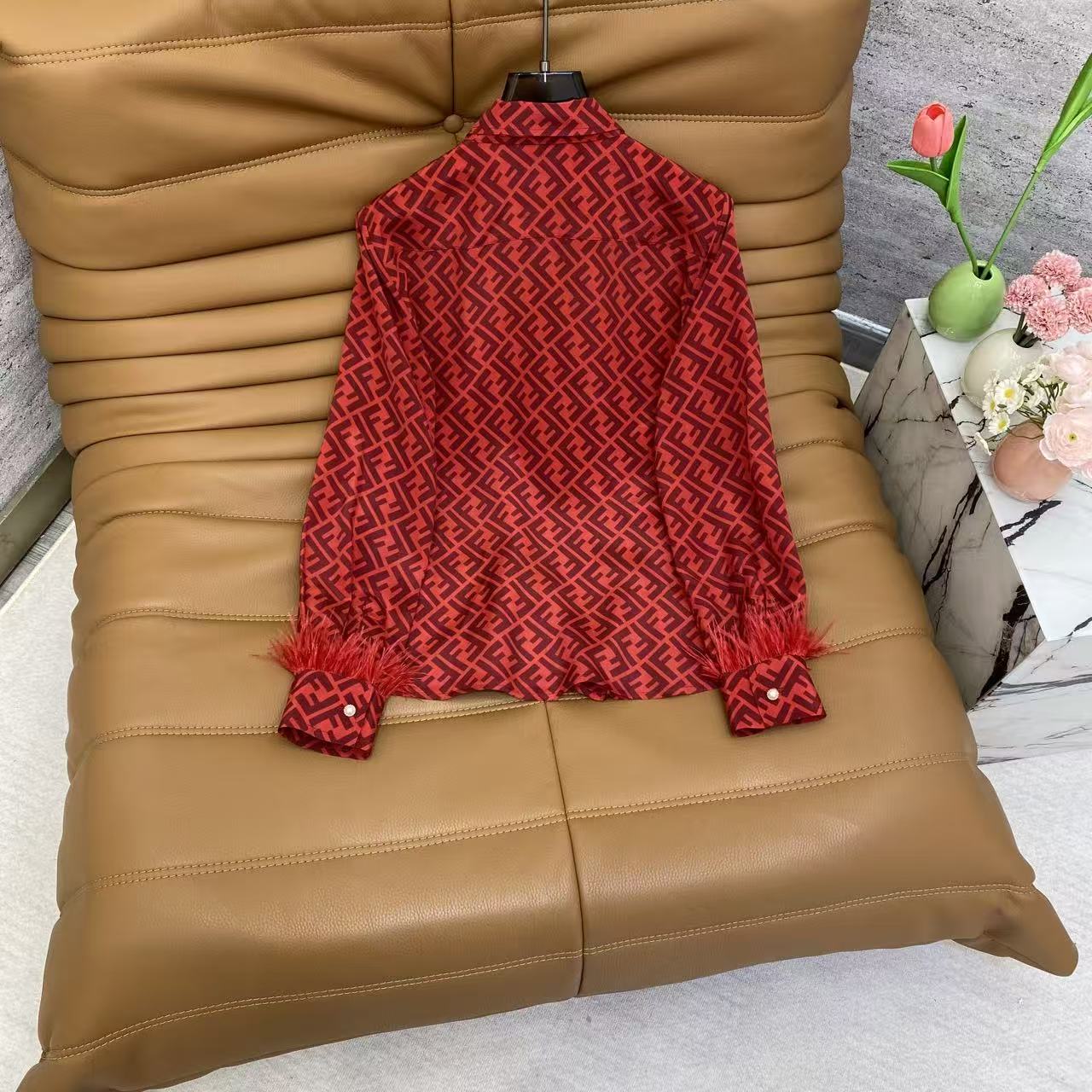 펜디(FENDI) FF 모노그램 헤비 실크 깃털 셔츠 의류