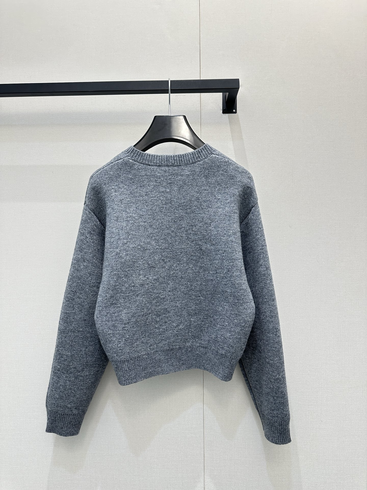 셀린느(Celine) 자수 로고 라운드 니트 의류