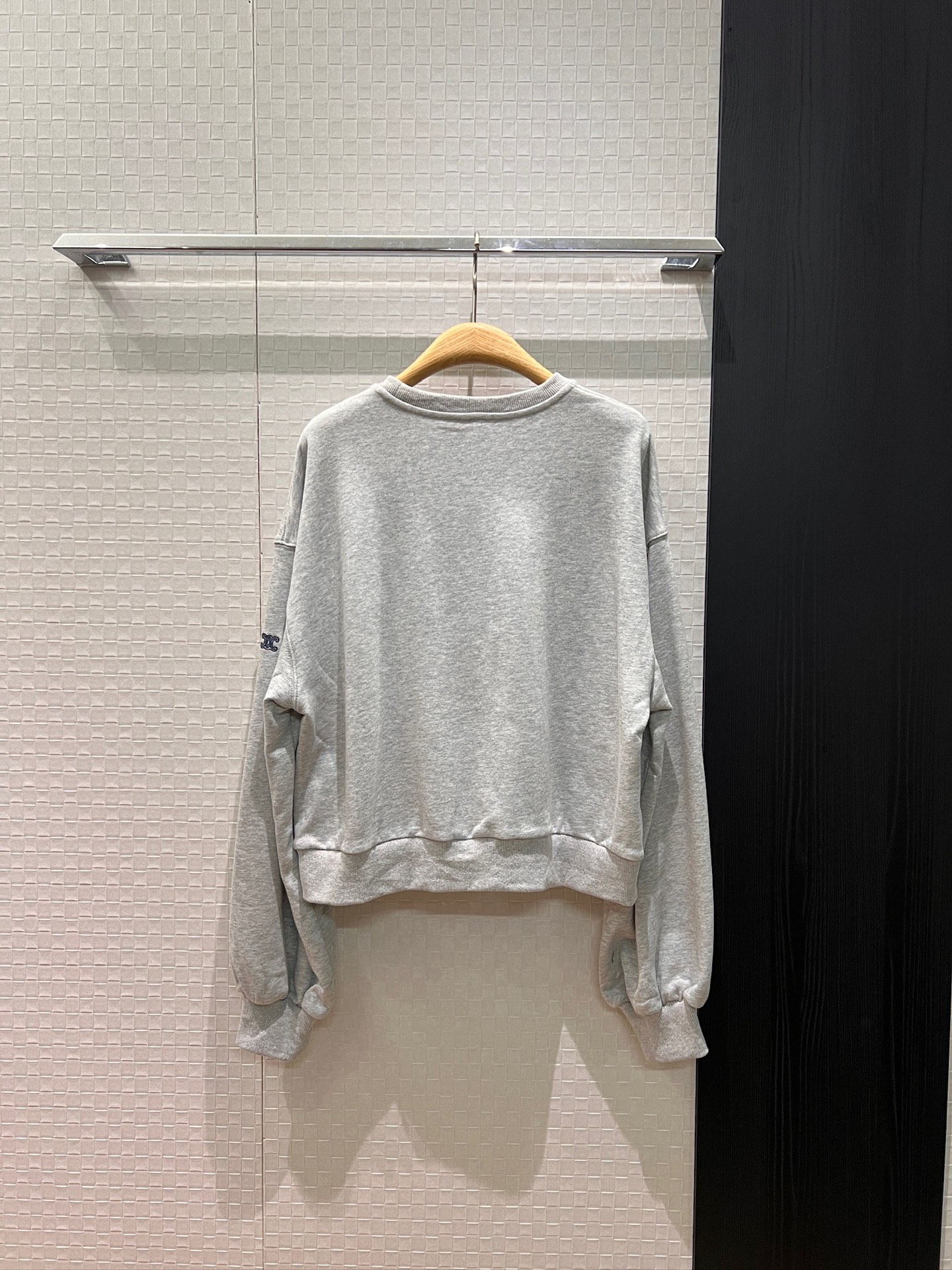 셀린느(Celine) 트리오페 자수 벌룬소매 맨투맨 티셔츠 의류