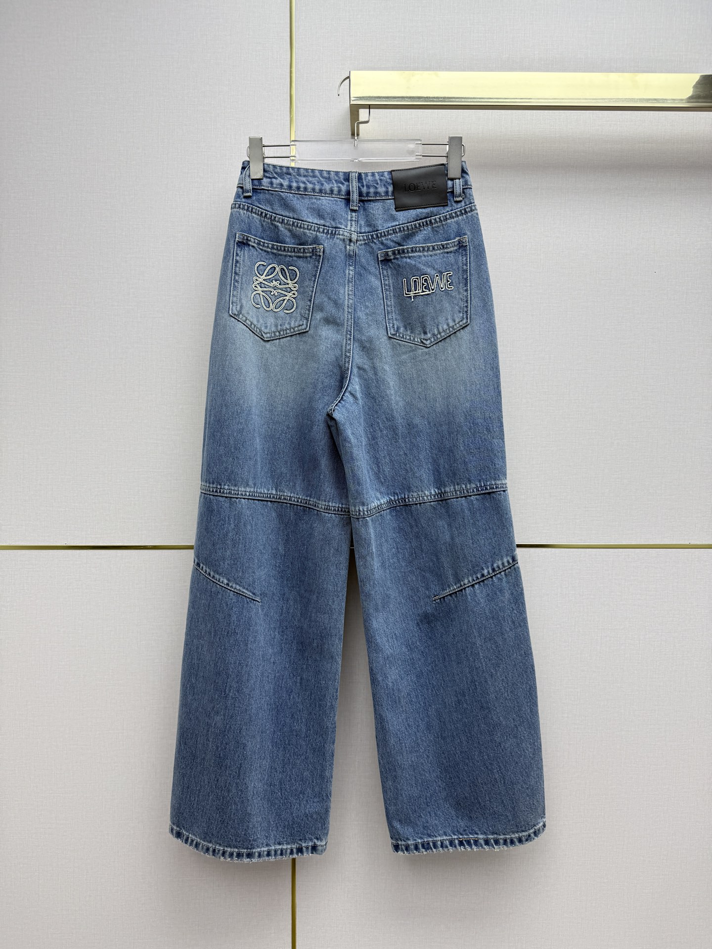로에베(Loewe) 그라데이션 자수 와이드 데님 팬츠 바지 의류