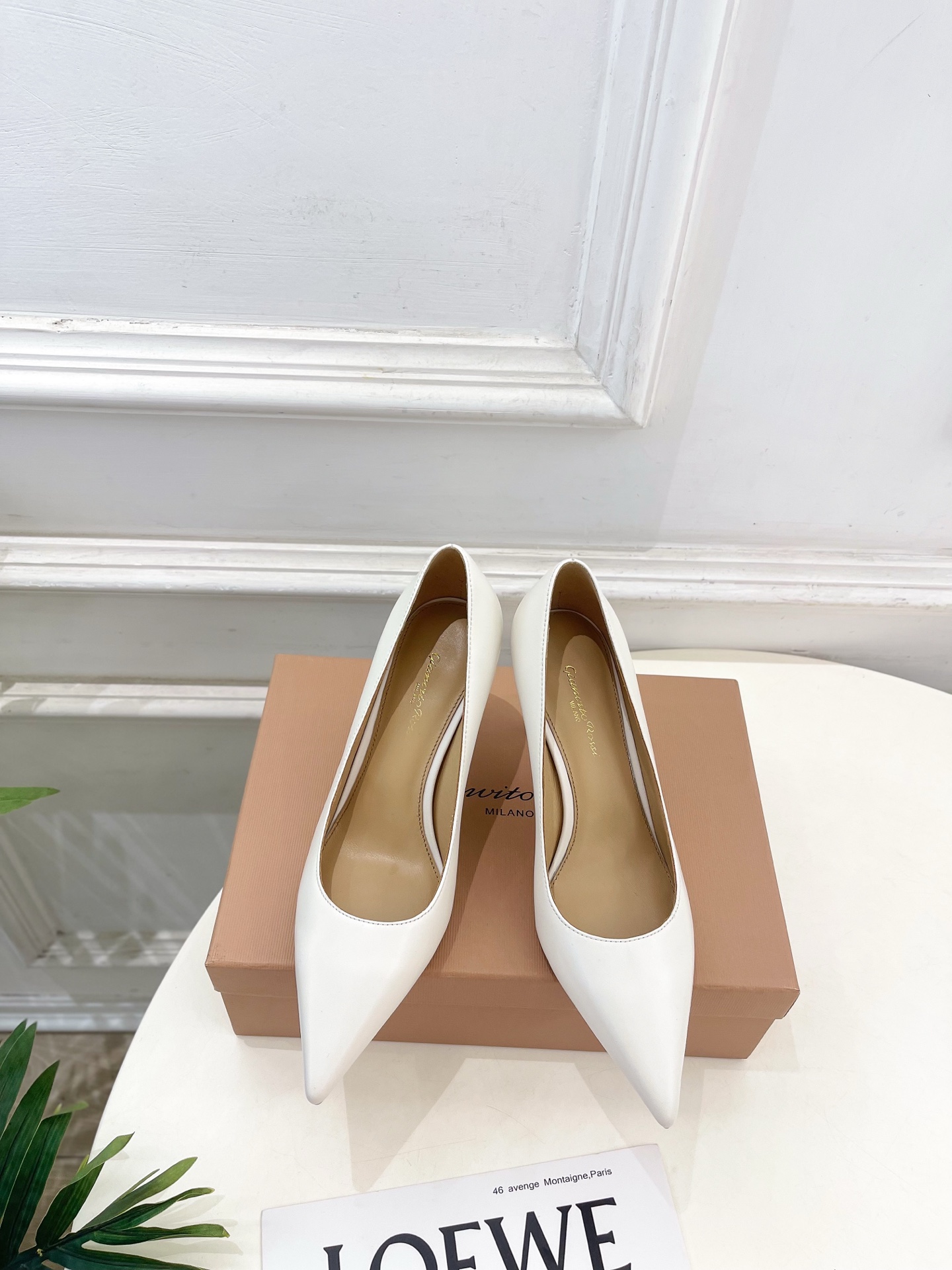 지안비토 로시(Gianvito Rossi) 클래식 토 하이힐 신발