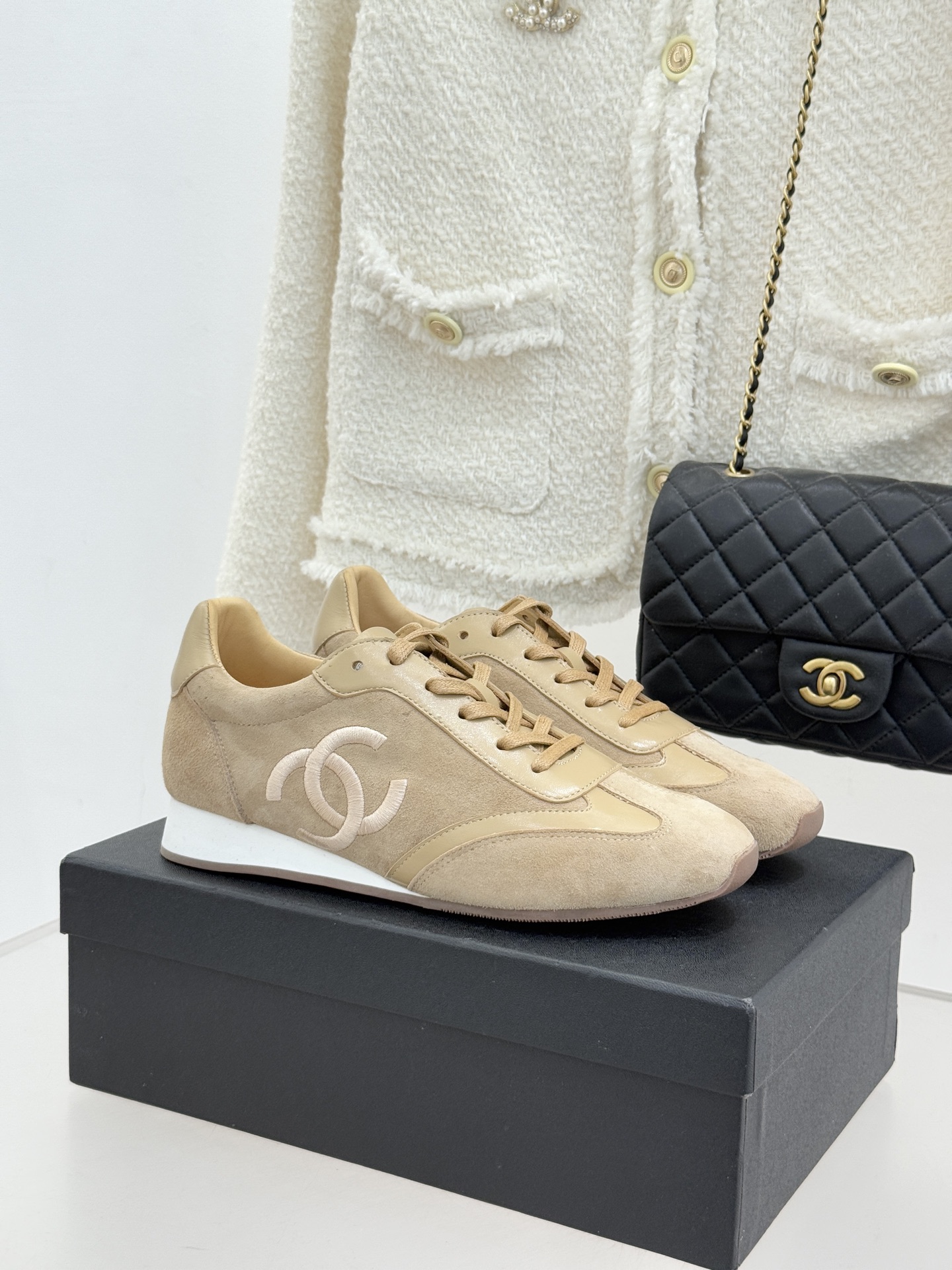 샤넬(CHANEL) 빈티지 레트로 독일군 스니커즈 신발