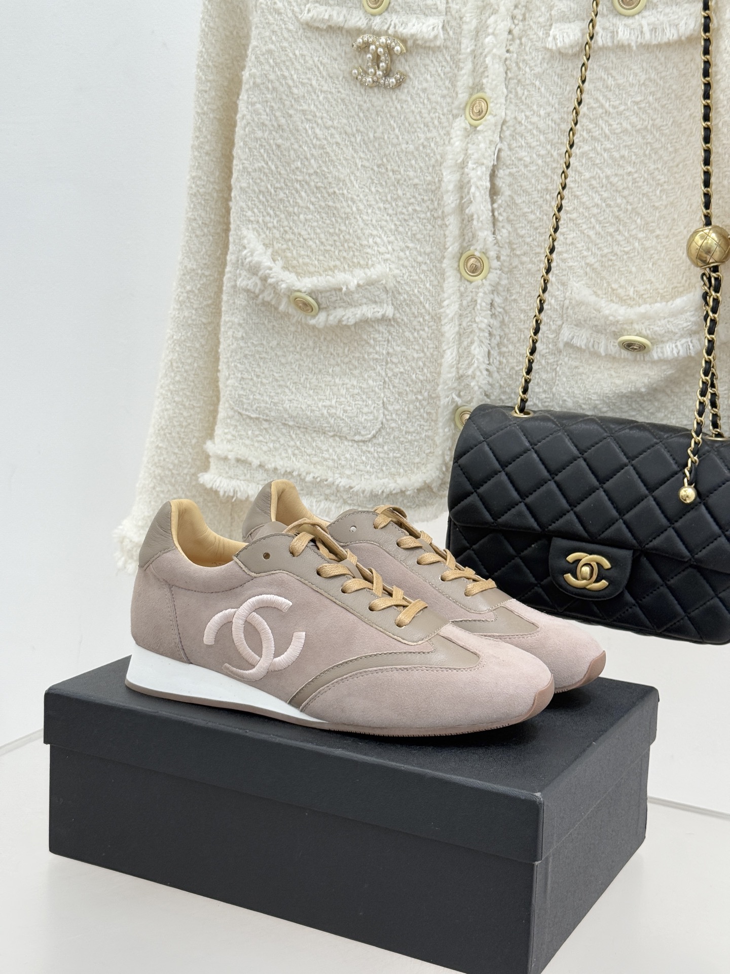 샤넬(CHANEL) 빈티지 레트로 독일군 스니커즈 신발