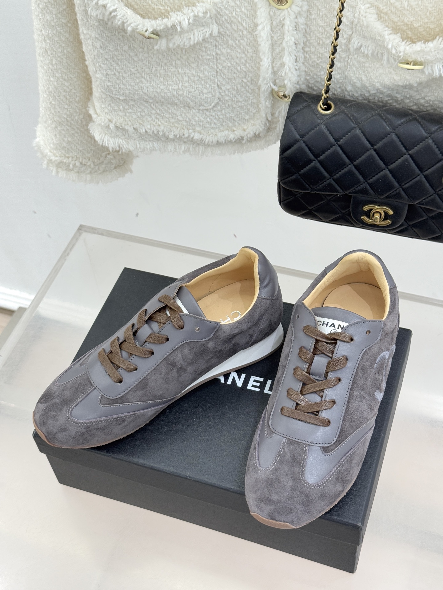 샤넬(CHANEL) 빈티지 레트로 독일군 스니커즈 신발