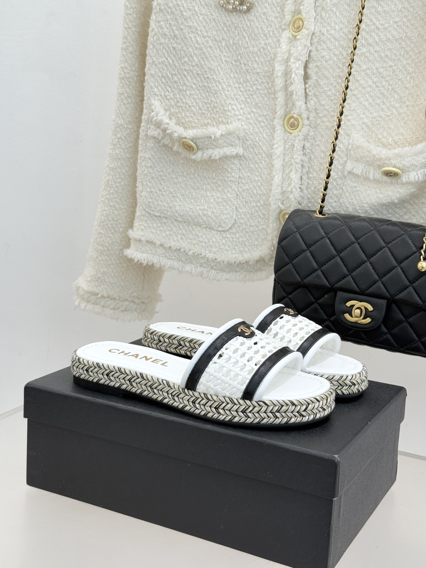 샤넬(CHANEL) 클래식 슬리퍼 신발