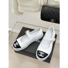 샤넬(CHANEL) 배색 플랫폼 메리제인 슈즈 신발