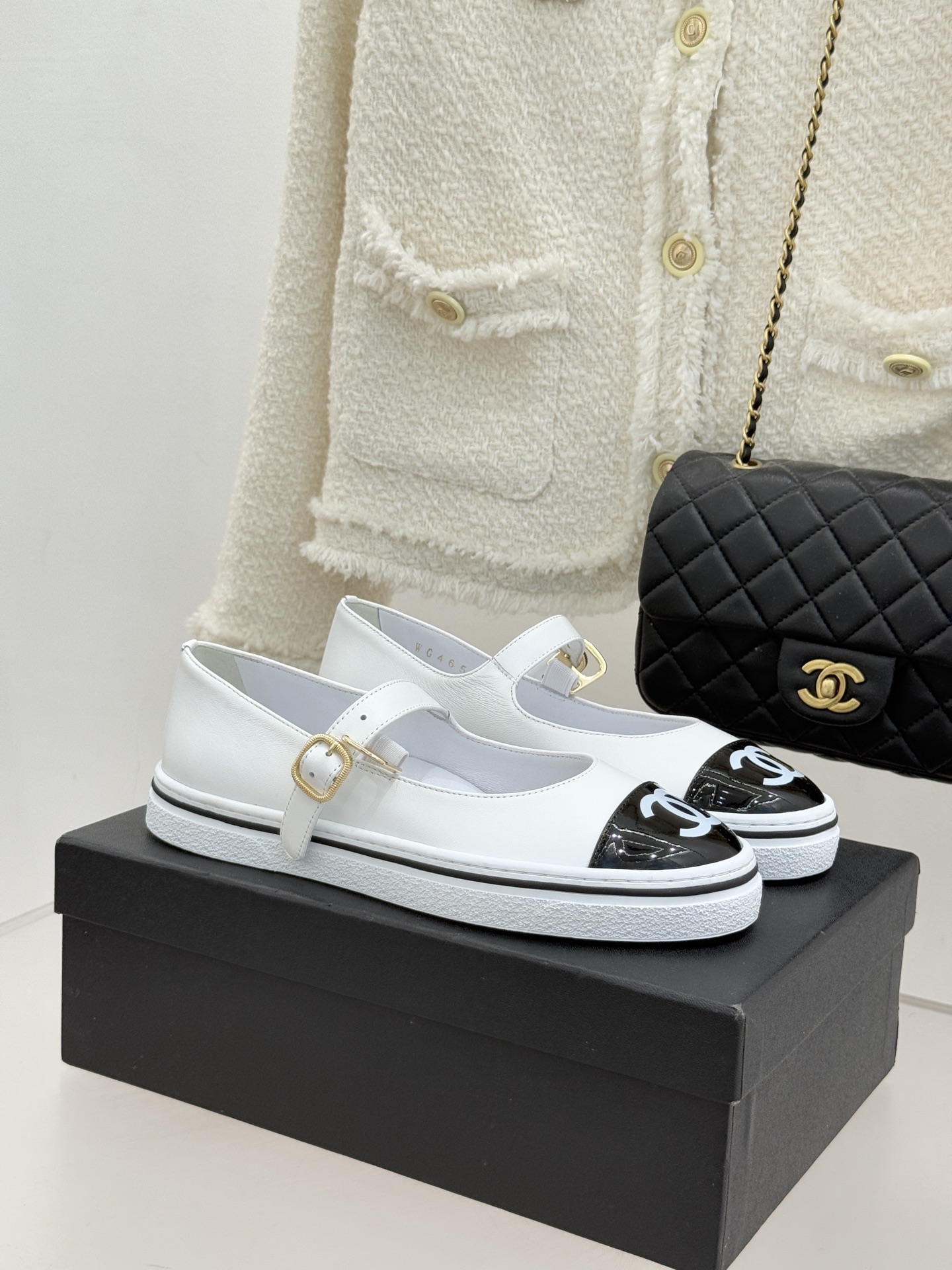 샤넬(CHANEL) 배색 플랫폼 메리제인 슈즈 신발