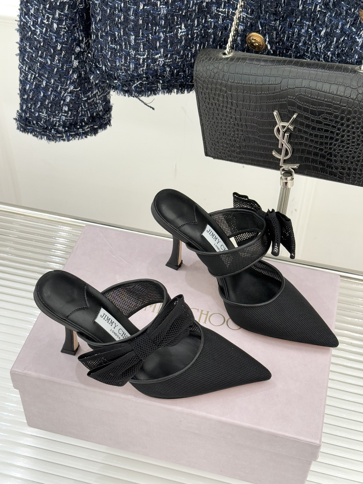 지미추(Jimmy Choo) 리본 포인티드 뮬 힐 슬리퍼 신발