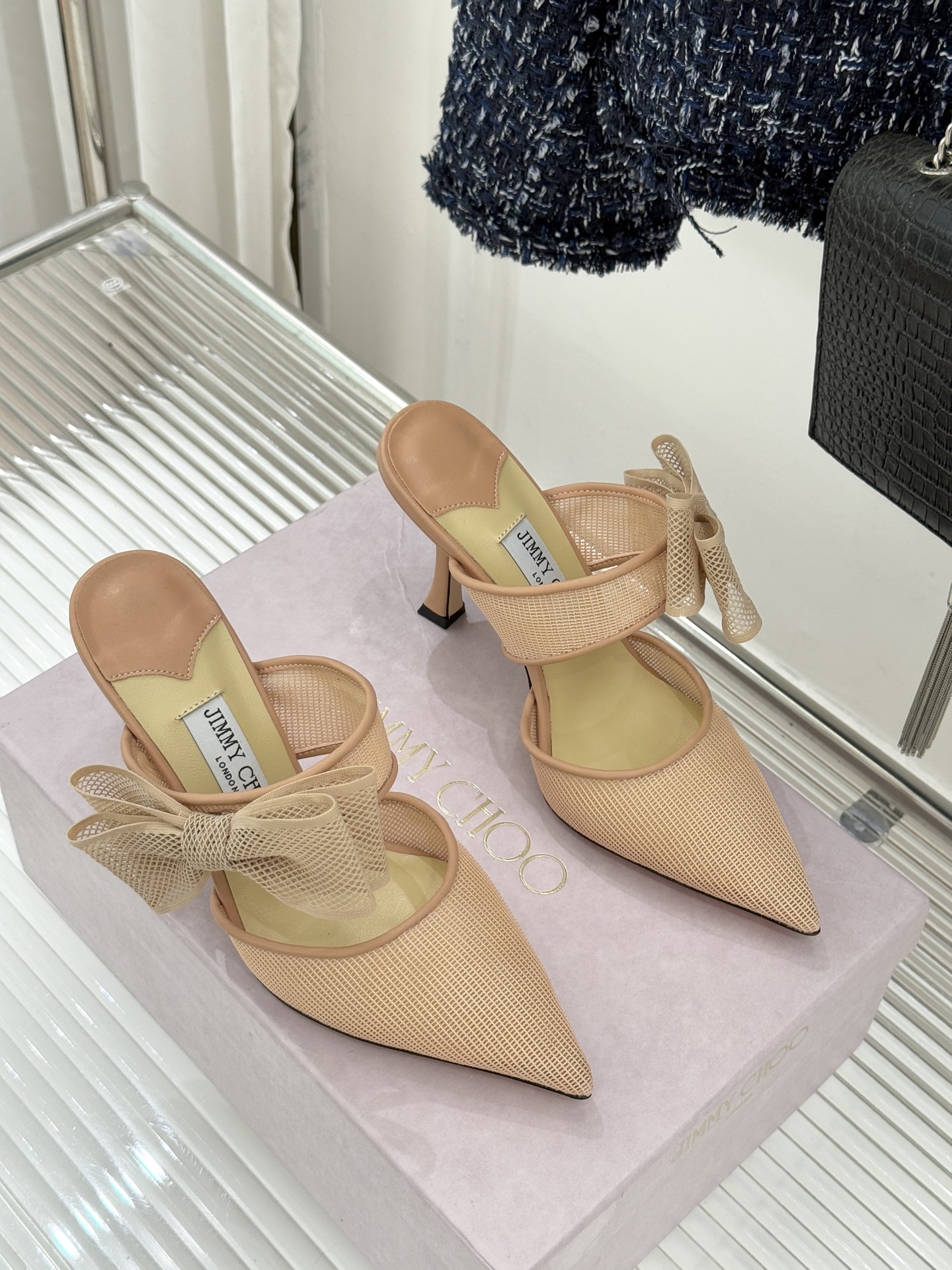 지미추(Jimmy Choo) 리본 포인티드 뮬 힐 슬리퍼 신발