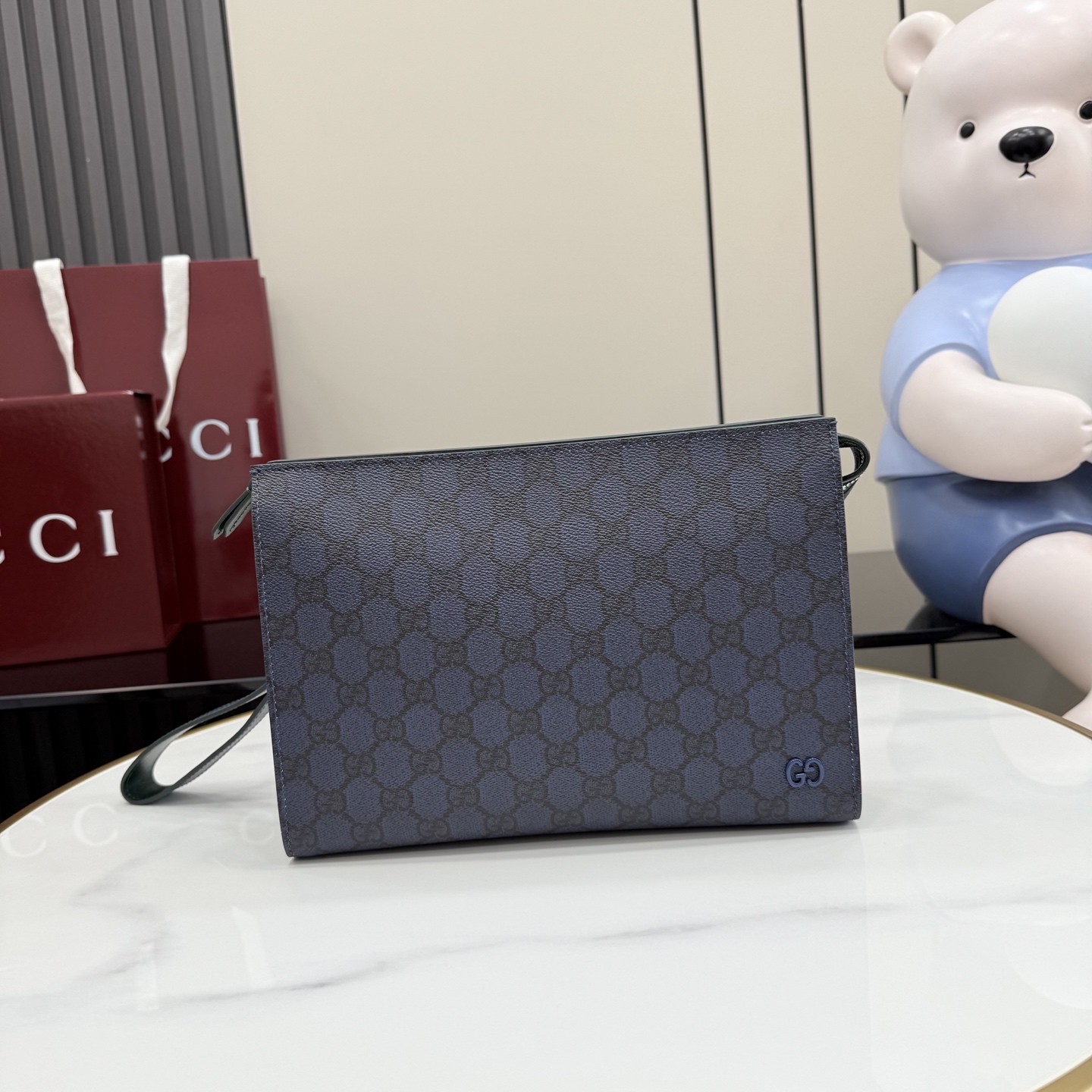 GUCCI 구찌 GG 수프림 소프트 클러치 백 (768255) 가방