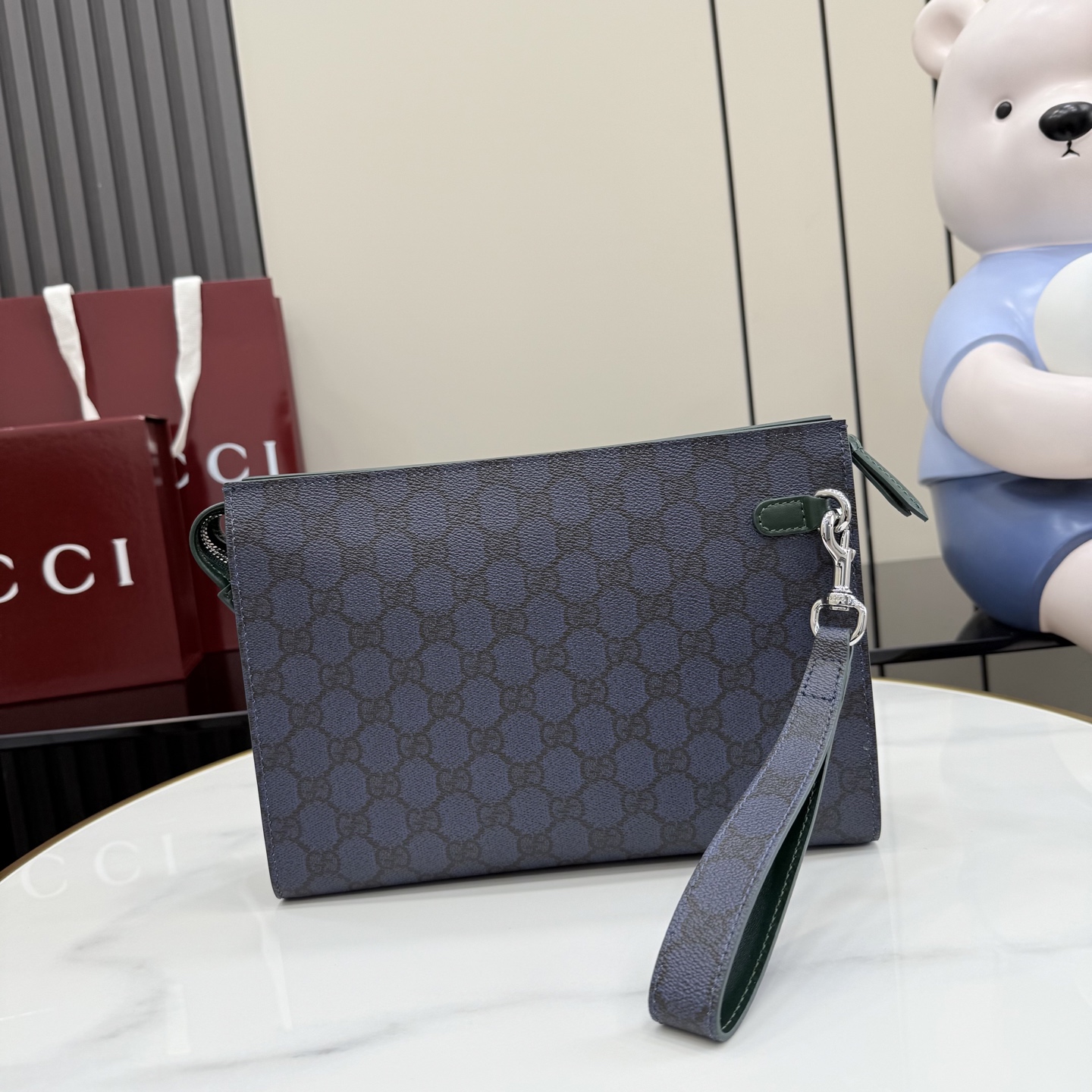 GUCCI 구찌 GG 수프림 소프트 클러치 백 (768255) 가방