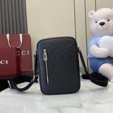 GUCCI 구찌 GG 엠블럼 블랙 엠보싱 미니 메신저백 크로스백 가방 (850238)