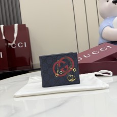 GUCCI 구찌 GG 수프림 인터로킹 G & 홀스빗 프린트 반지갑 지갑 (853434)