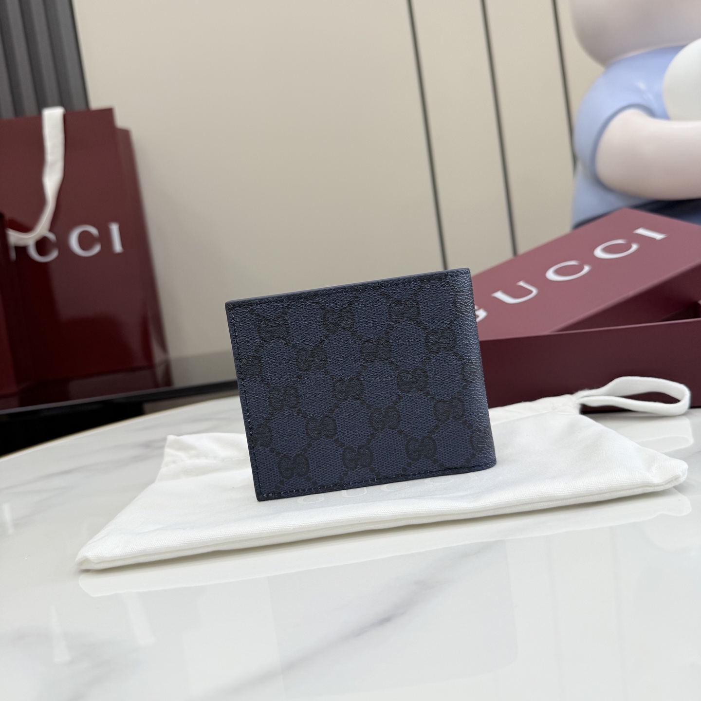 GUCCI 구찌 GG 수프림 인터로킹 G & 홀스빗 프린트 반지갑 지갑 (853434)