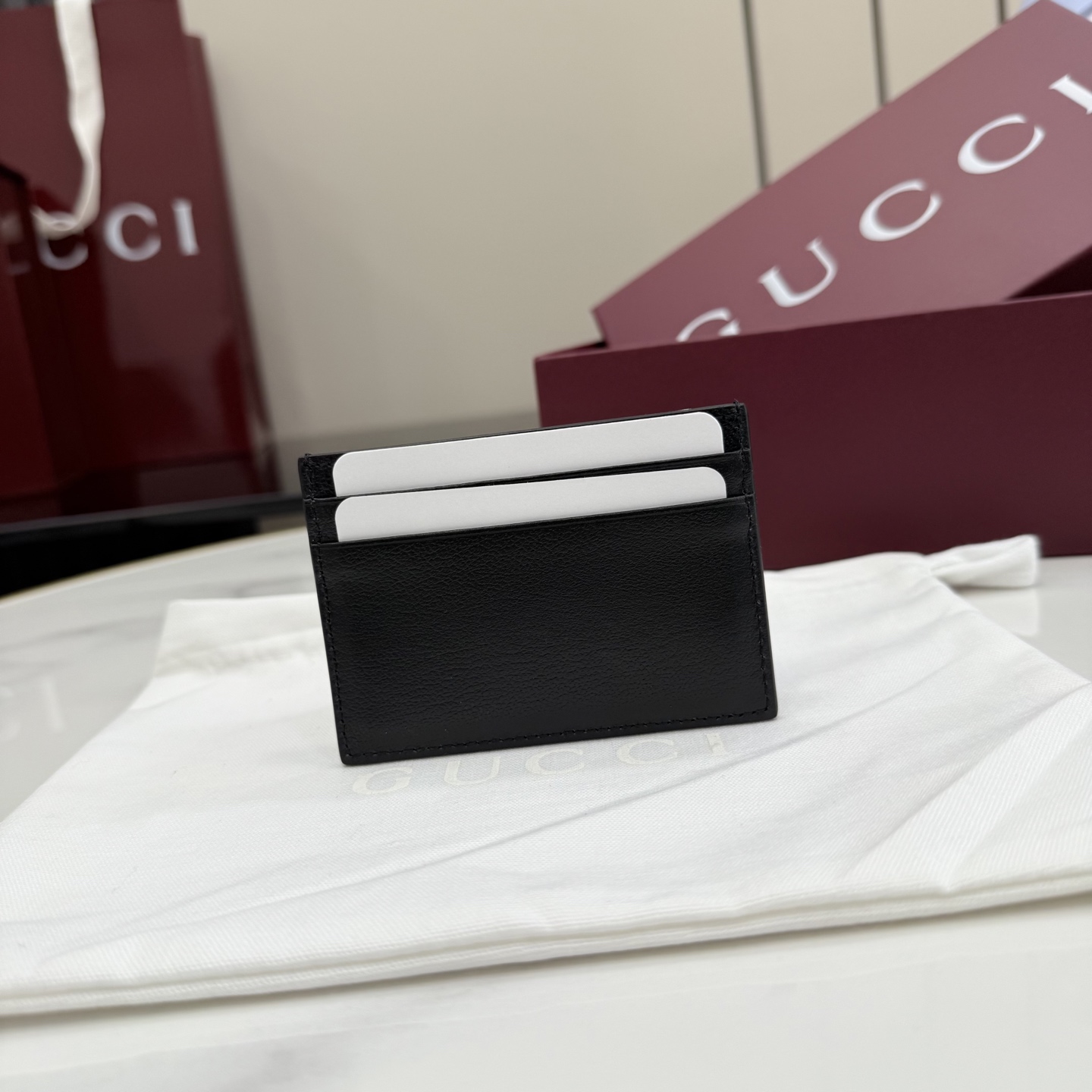 GUCCI 구찌 2026 SS 리라(Lira) 레더 카드 지갑 (867316)