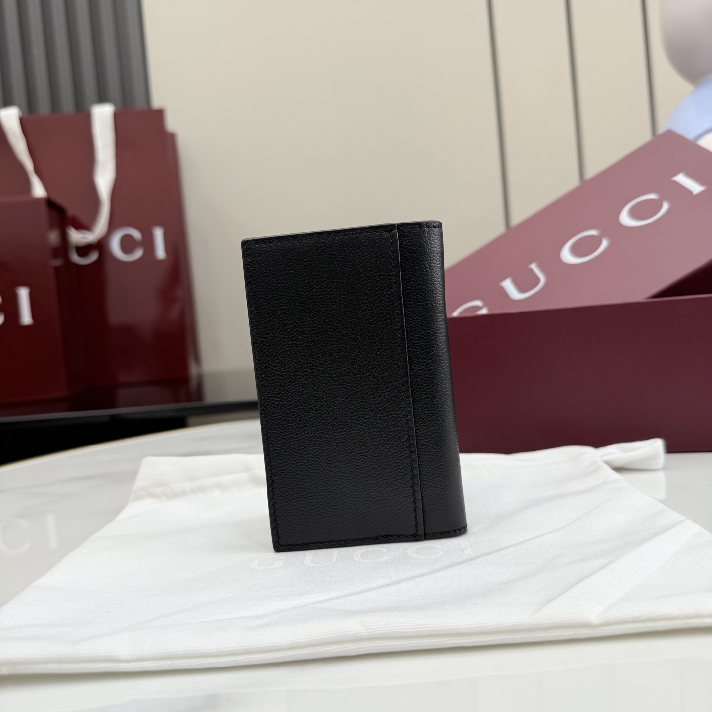GUCCI 구찌 2026 SS 리라(Lira) 세로형 레더 카드 지갑 (867327)