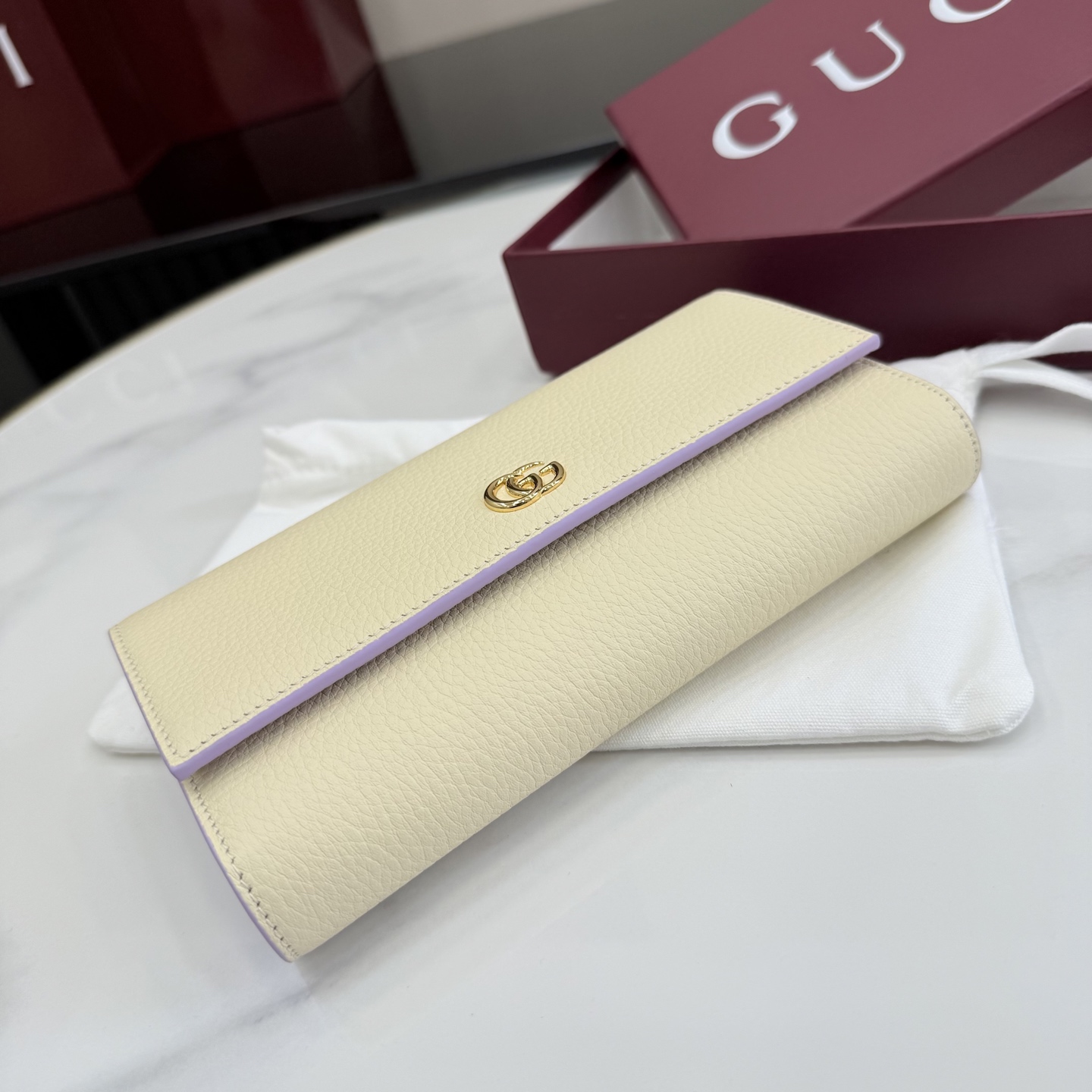 GUCCI 구찌 GG 마몽(Marmont) 바이컬러 장지갑 (456116)