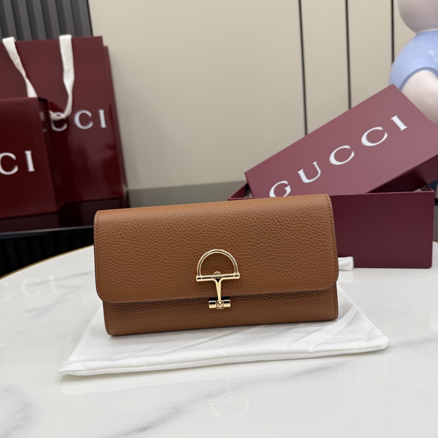 GUCCI 구찌 하프 홀스빗 레더 플랩 장지갑 - 브라운 (848791)