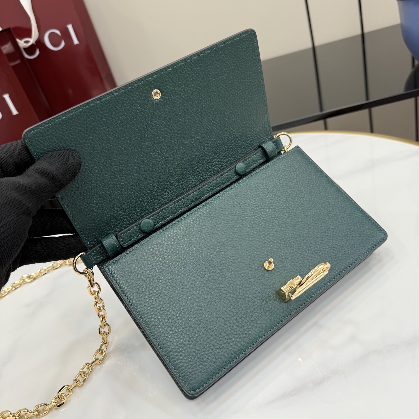 GUCCI 구찌 하프 홀스빗 레더 체인 지갑 월렛(WOC) - 그린 (855654)