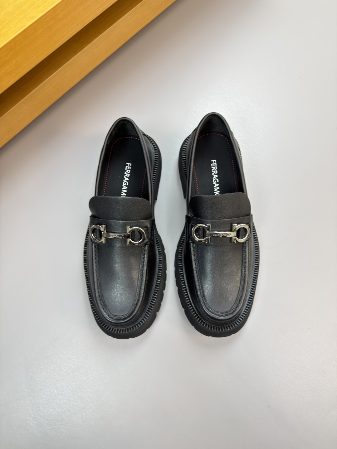 Ferragamo 페라가모 나파 레더 드레스 슈즈 로퍼 구두 신발