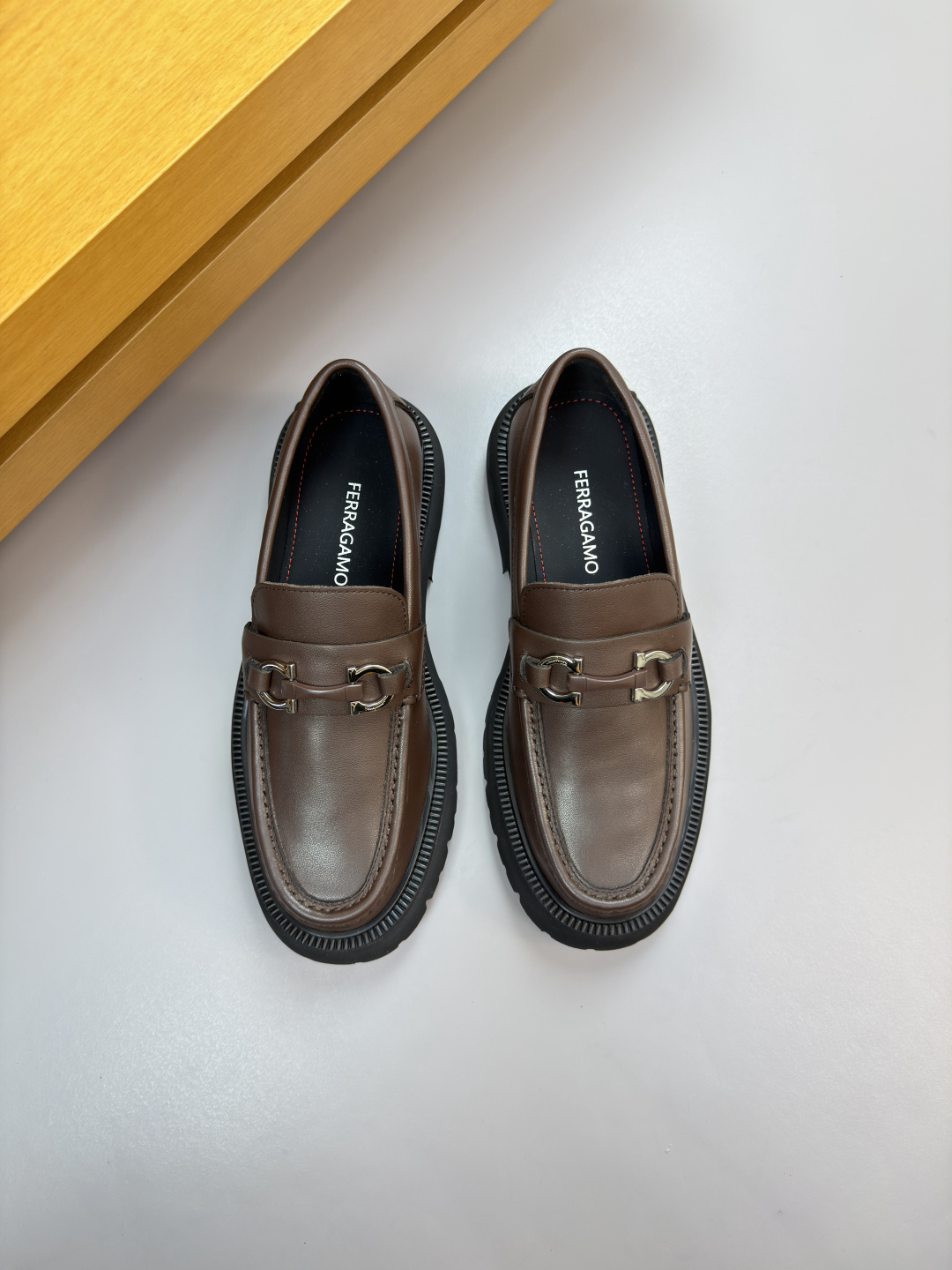 Ferragamo 페라가모 나파 레더 드레스 슈즈 로퍼 구두 신발