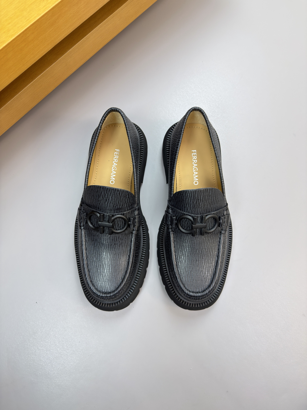 Ferragamo 페라가모 카이벤쥬 레더 드레스 슈즈 로퍼 구두 신발