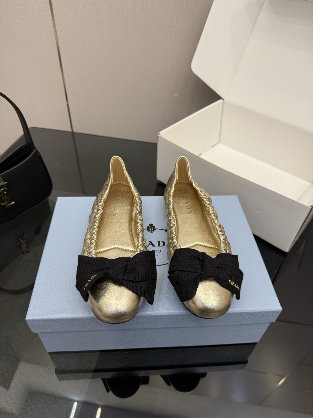 프라다(PRADA) 메리제인 슈즈 신발