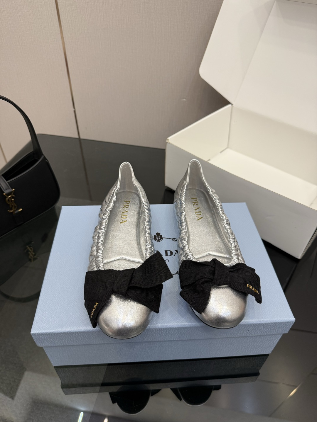 프라다(PRADA) 메리제인 슈즈 신발