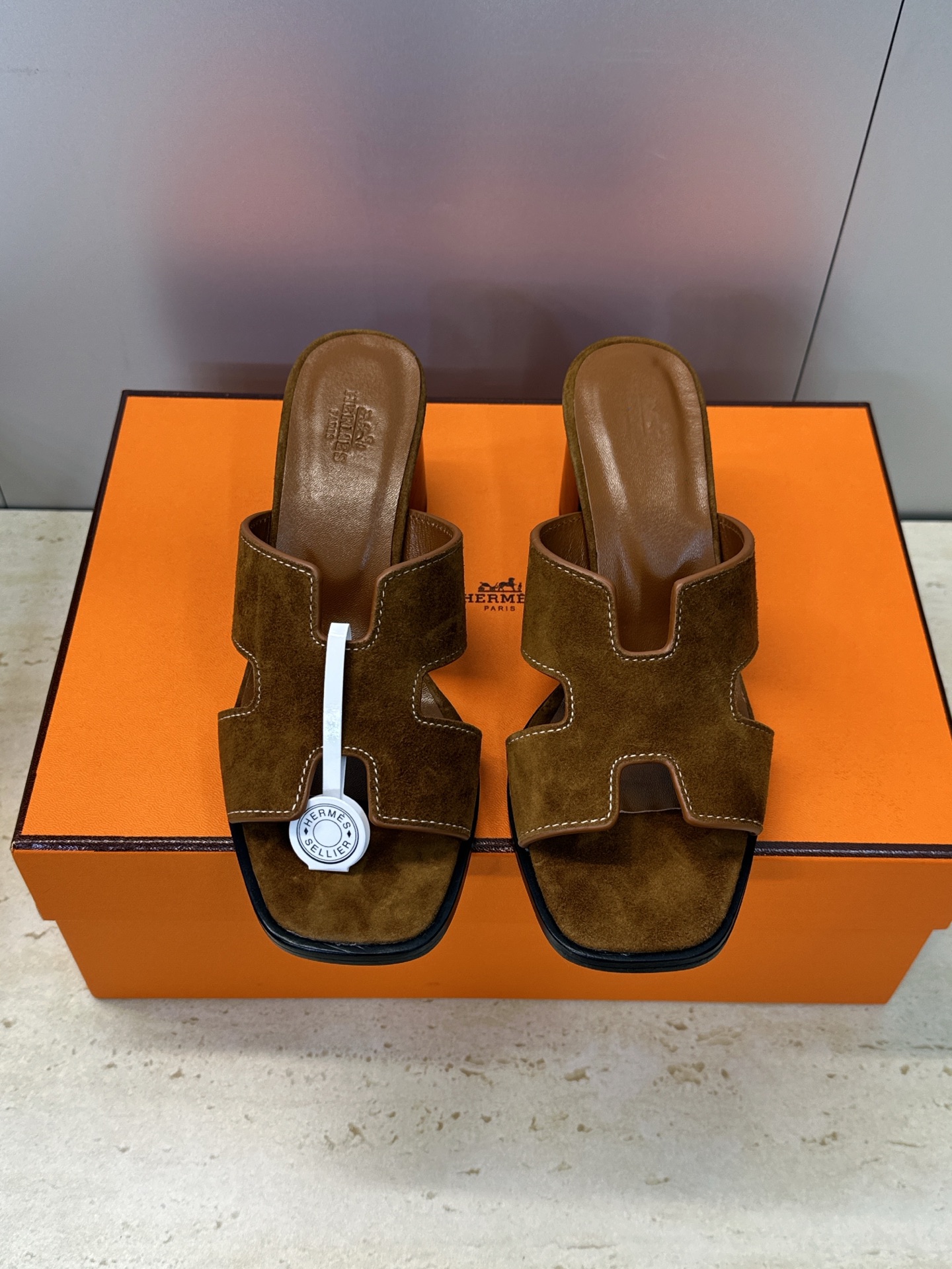 에르메스(HERMES)  굵은굽 슬리퍼 샌들 신발