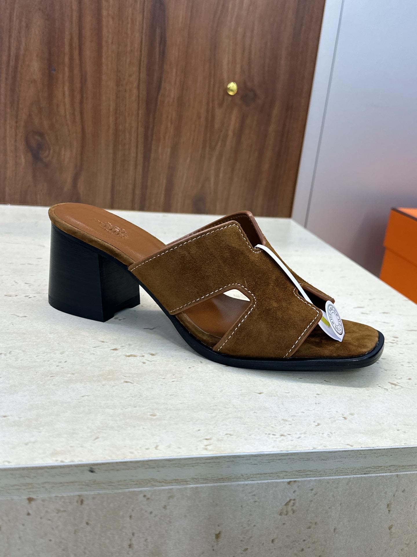 에르메스(HERMES)  굵은굽 슬리퍼 샌들 신발