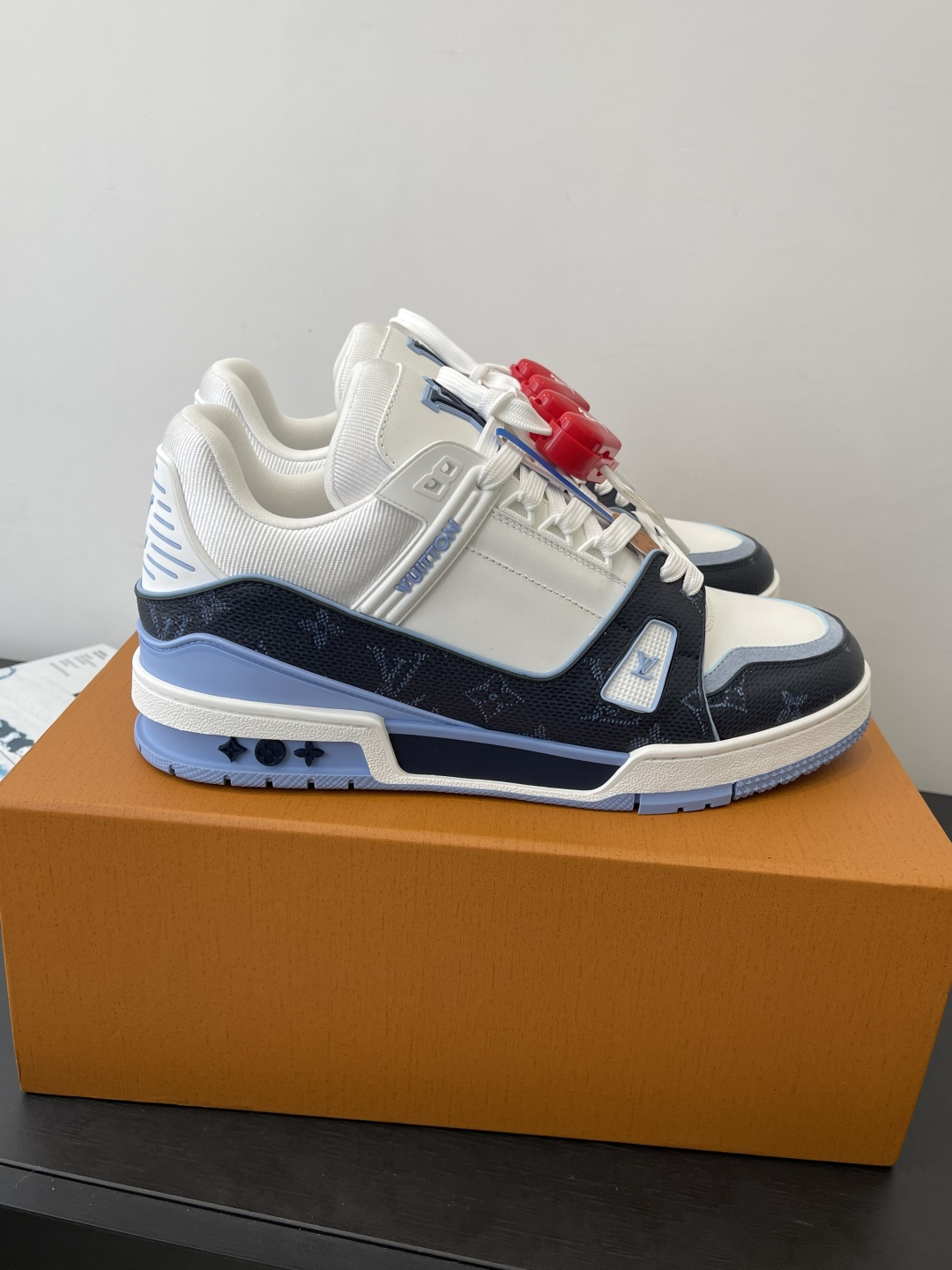 LV 루이비통 L-Trainer 스니커즈 & 슬립온 신발