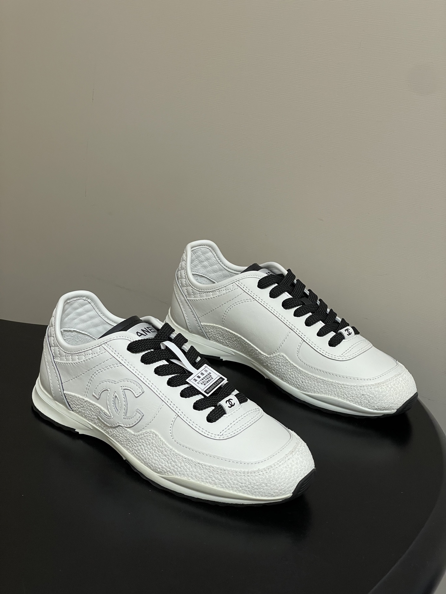 CHANEL 샤넬 25P 클래식 스니커즈 (팬더) 신발