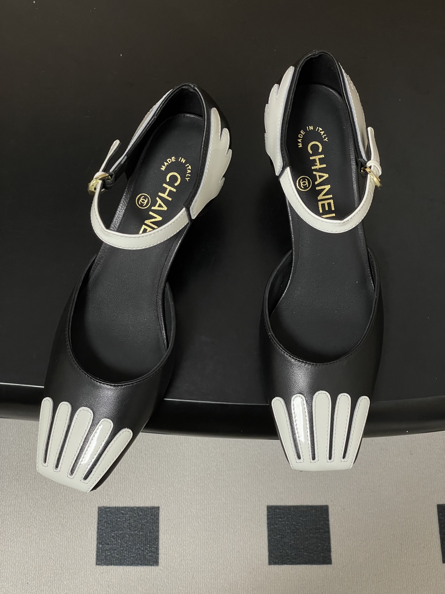 CHANEL 샤넬 미드 힐 스트라이프 뮬 샌들 구두 신발