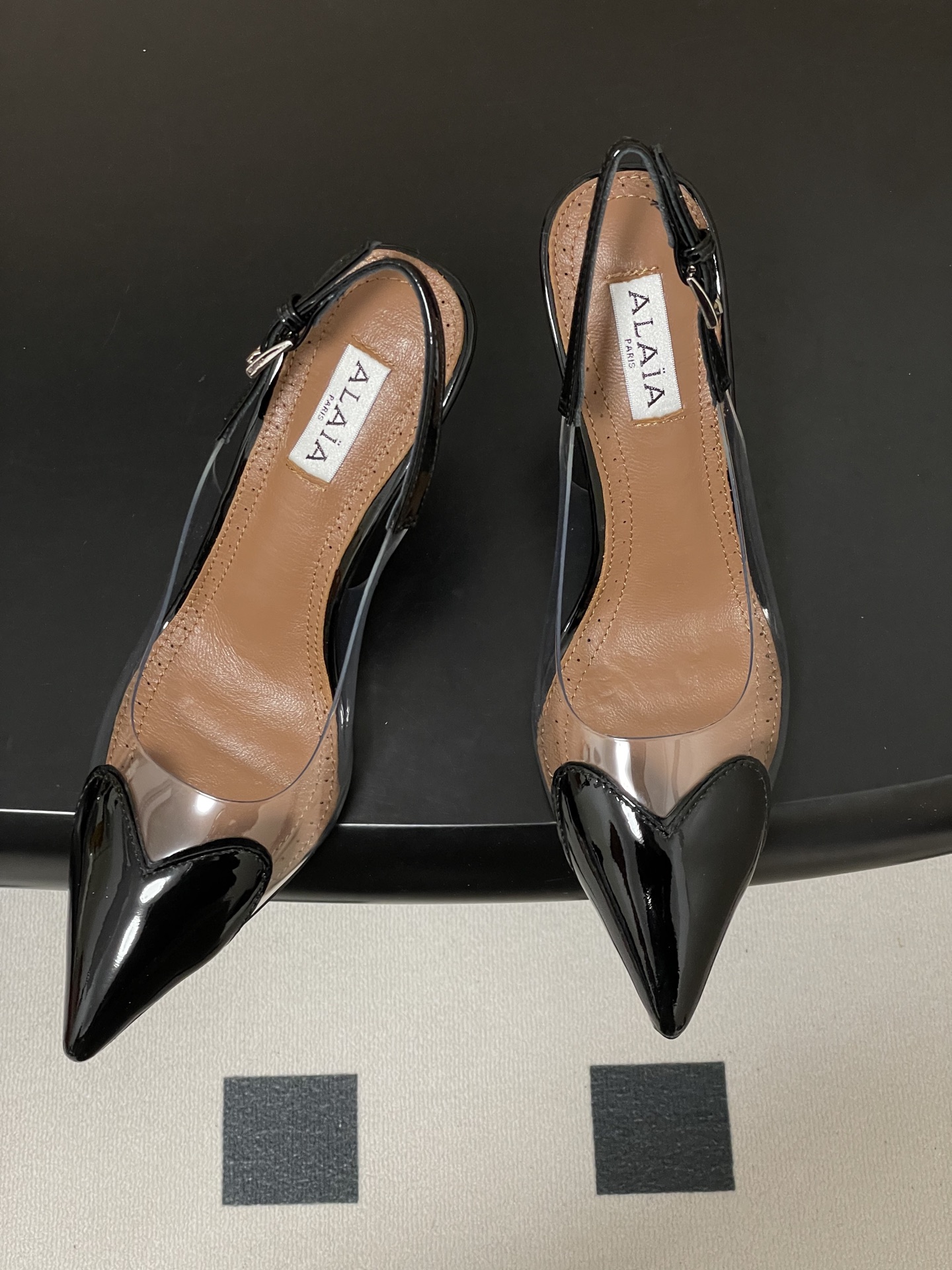 ALAIA 알라이아 26ss HIGH LOVE 하트 뮬 & 샌들 구두 신발