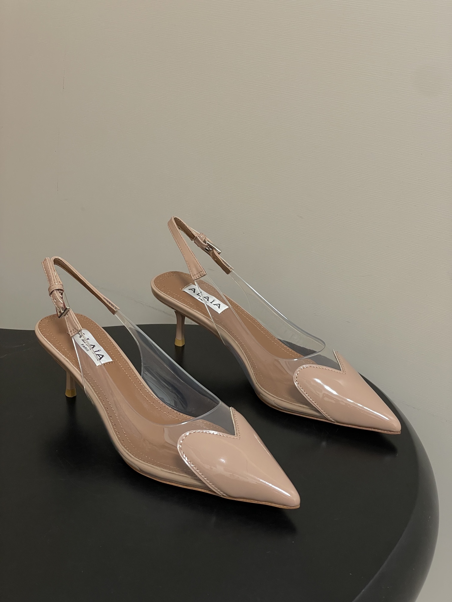 ALAIA 알라이아 26ss HIGH LOVE 하트 미드 힐 뮬 구두 신발