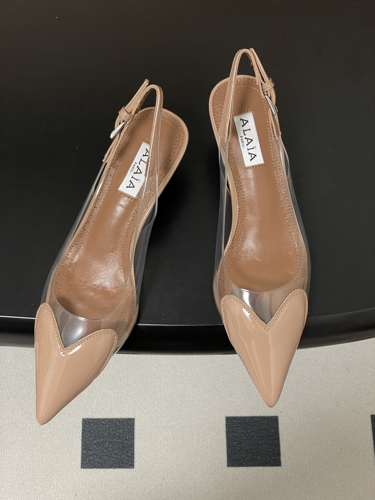 ALAIA 알라이아 26ss HIGH LOVE 하트 미드 힐 뮬 구두 신발