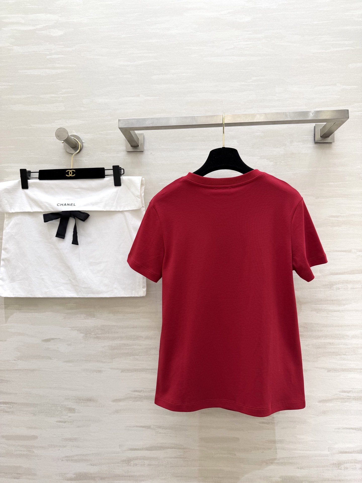 Chanel 샤넬 26SS 클래식 N°5 비딩 쥬얼 반팔 티셔츠 의류