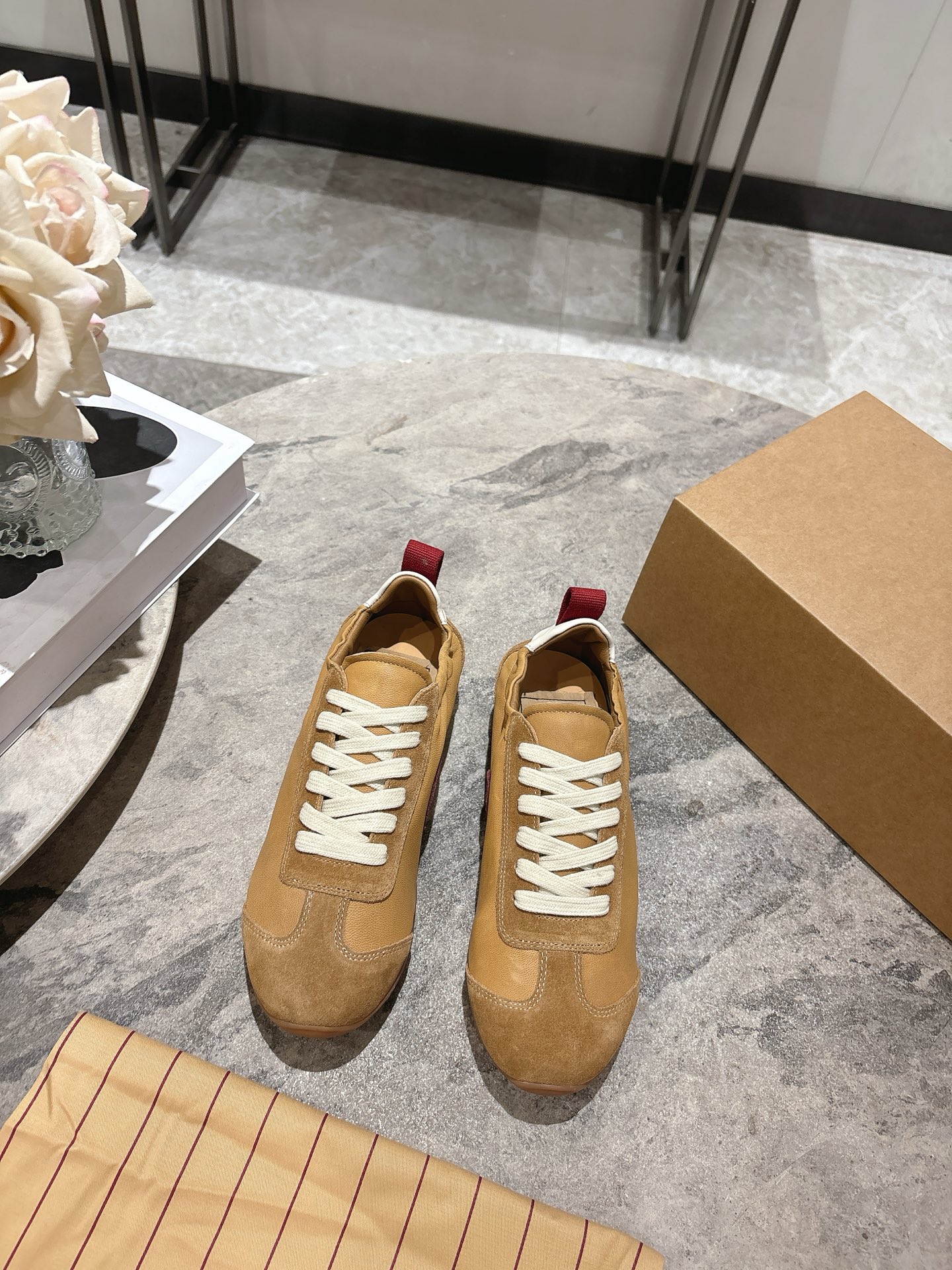 우마 왕(UMA WANG) 독일군 스니커즈 신발