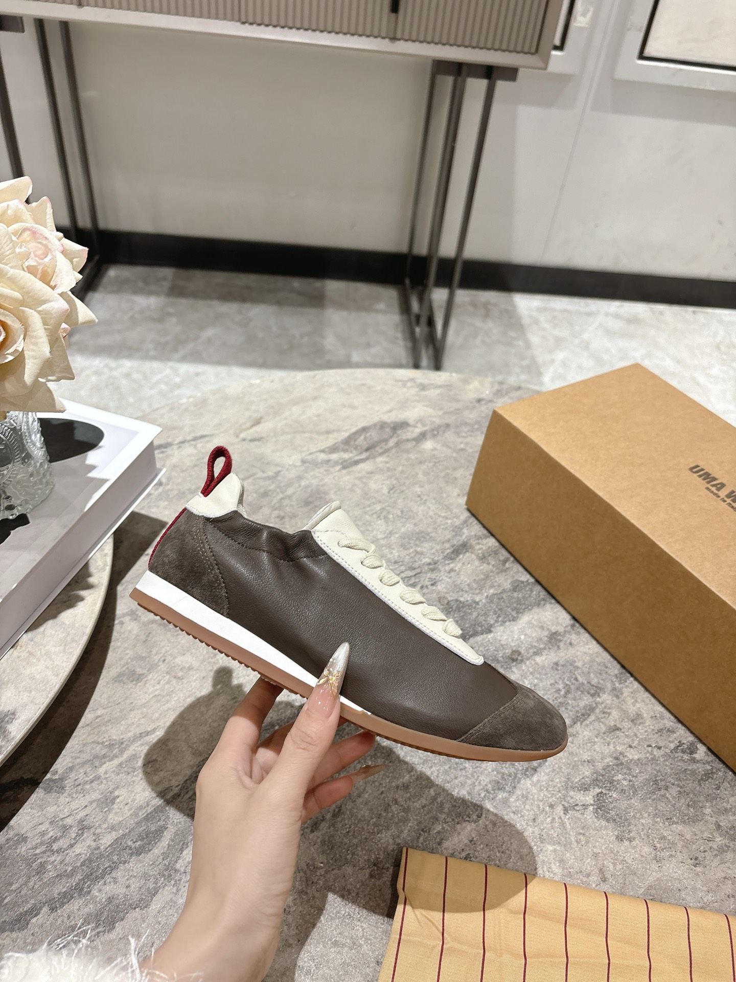 우마 왕(UMA WANG) 독일군 스니커즈 신발