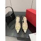 발렌티노(VALENTINO) 신상 리본 스트랩 펌프스 신발