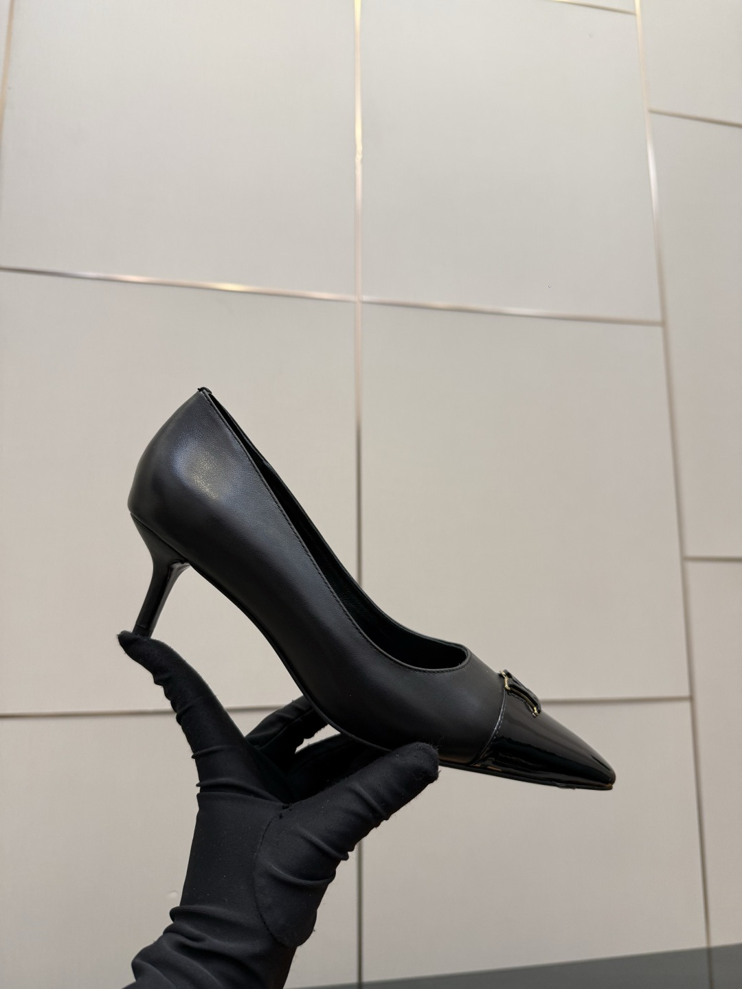 루이비통(LV) 미들힐 신발