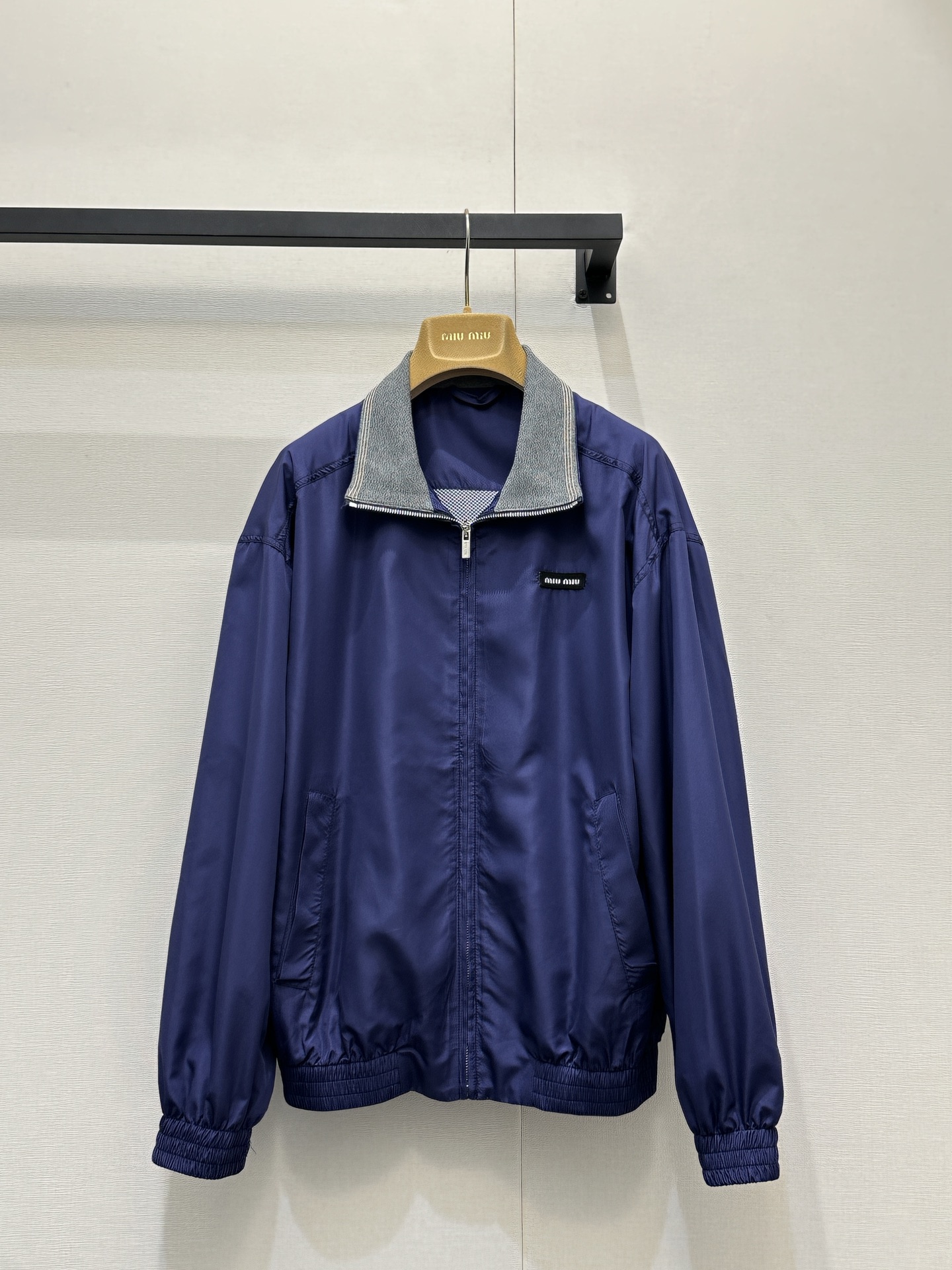 miumiu 미우미우 집업 카라 나일론 자켓 재킷 의류