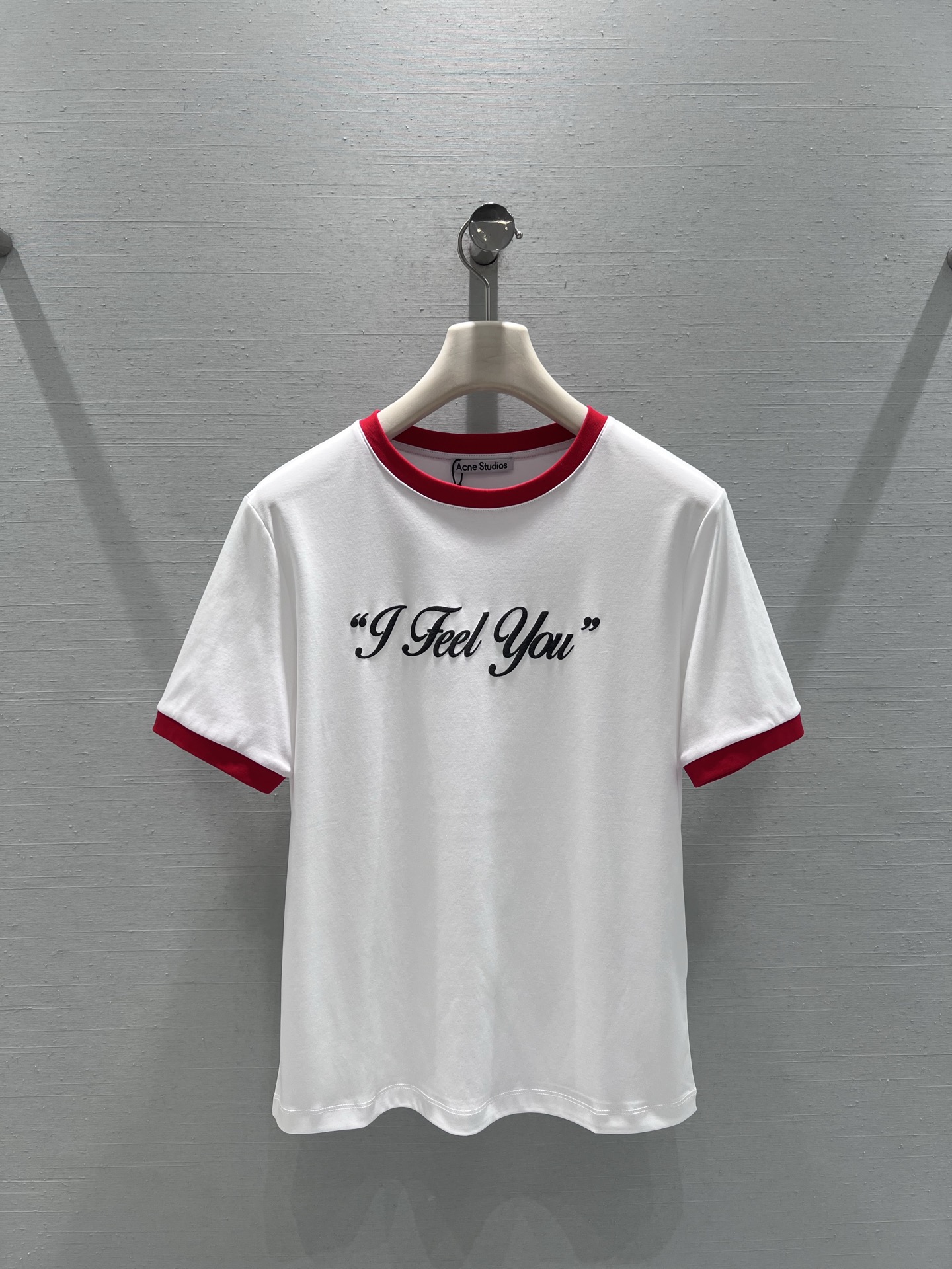 아크네 스튜디오(Acne Studios) 배색 레터링 프린트 반팔 티셔츠 의류