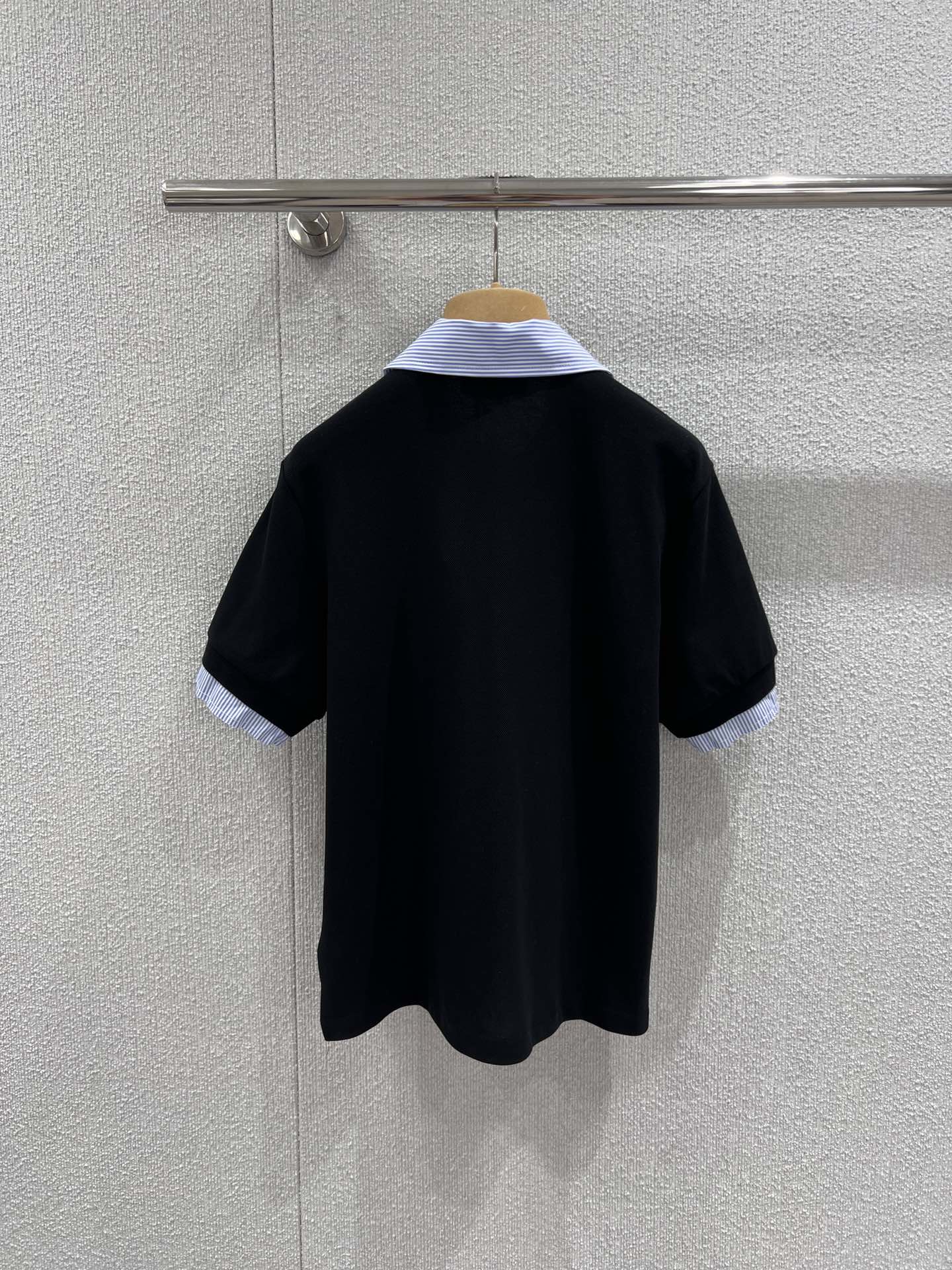 miumiu 미우미우 배색 카라 반팔 폴로 셔츠 의류