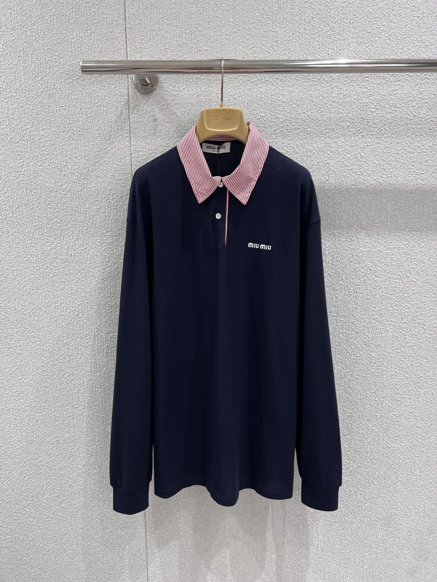miumiu 미우미우 자수 배색 카라 롱 슬리브 POLO 긴팔 티셔츠 의류